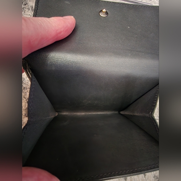 Louis Vuitton PROJECT Double Snap Wallet - Matte Vernis - Picture 7 of 10